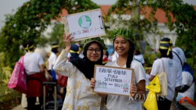 Generasi Muda Mengubah Dunia: Kisah Inspiratif Aktivis Lingkungan di Indonesia