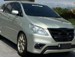 Silver Innova yang sangat khas 